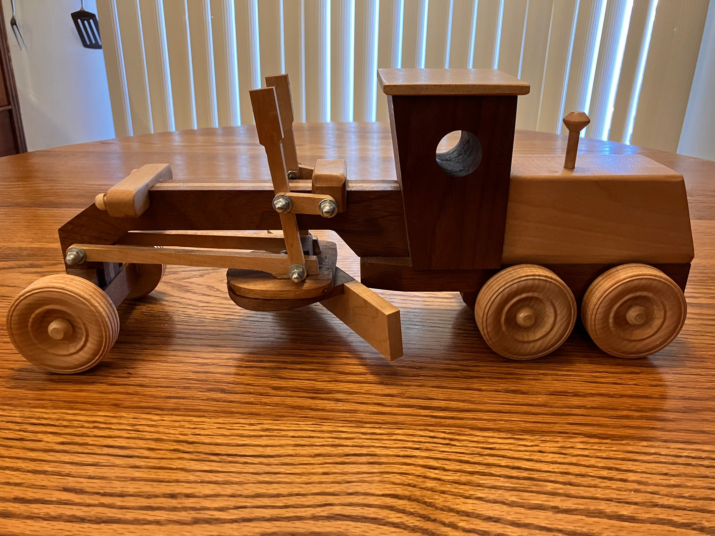 Heirloom Handcrafted Toy Grader
