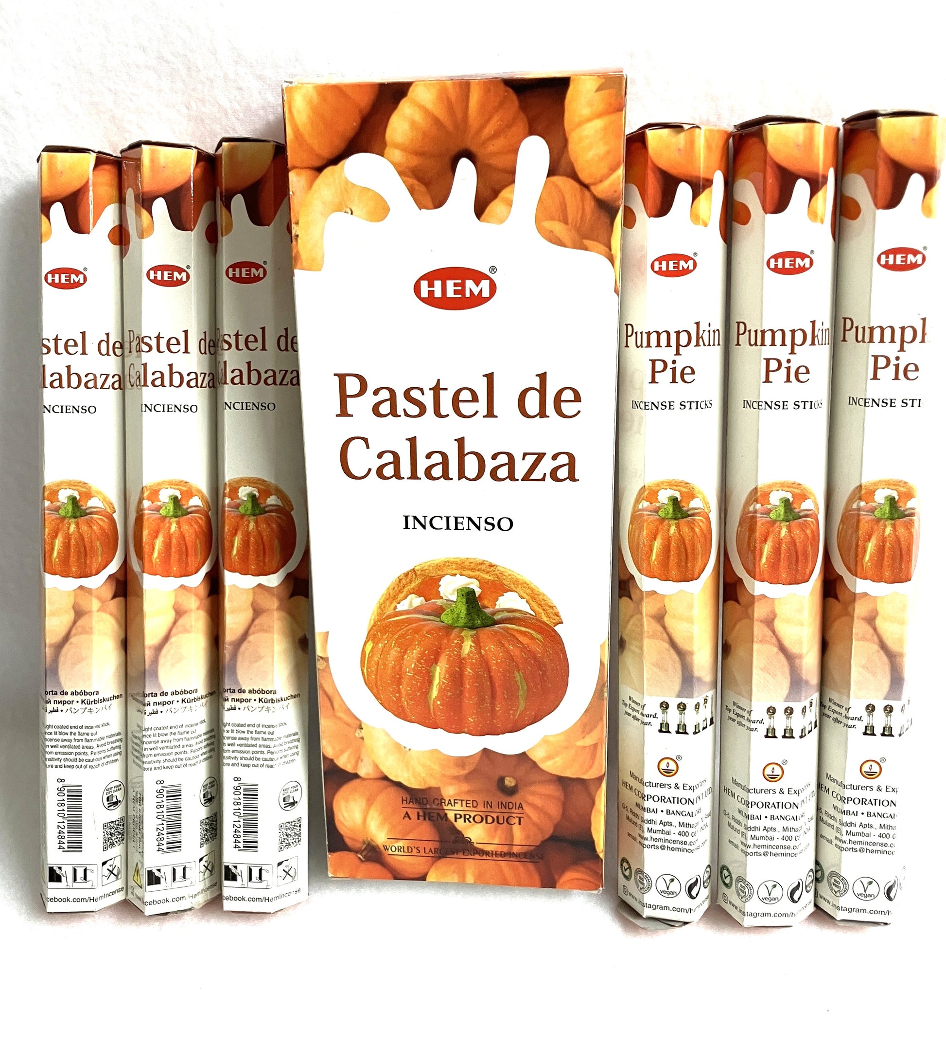 HEM pumpkin pie incense packaging shown in Spanish with multiple boxes displayed.