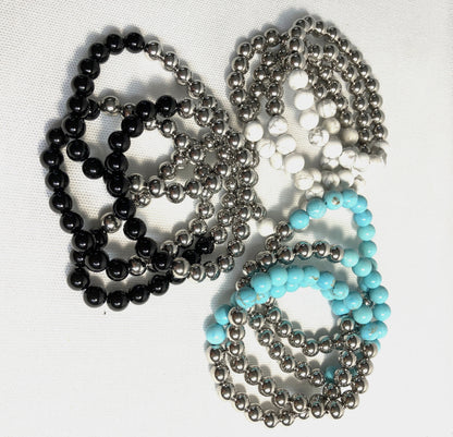 Stretch bracelet with natural gemstone and metal beads